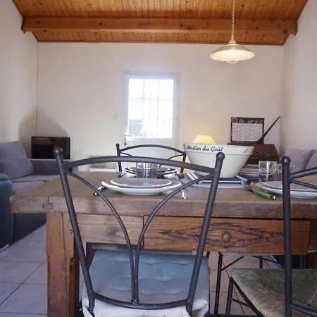 Casa de Férias Maison L'epine, 3 Pieces, 4 Personnes - Fr-1-224b-12 *